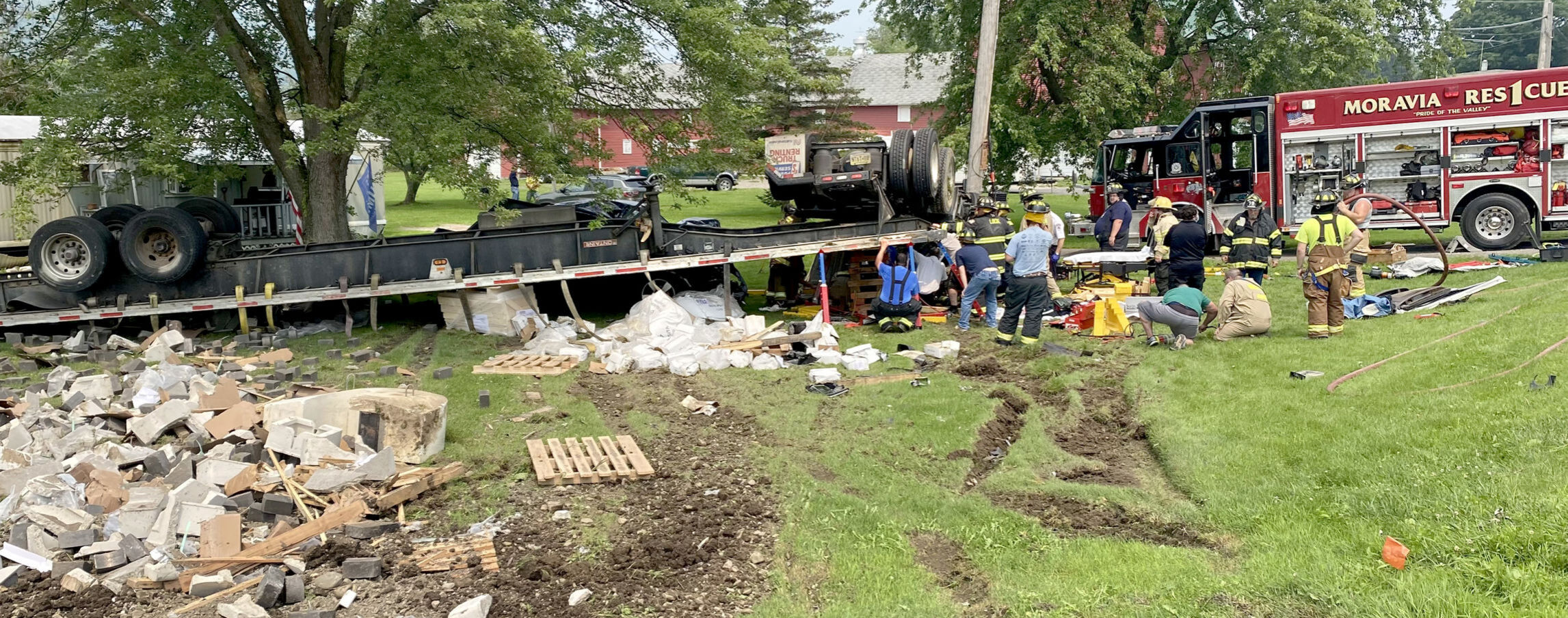 Tractor Trailer Crash 4.JPG